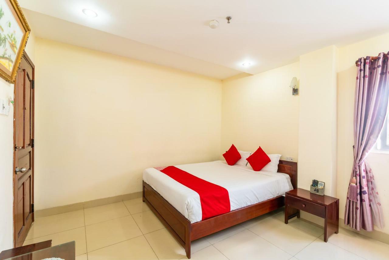 Oyo 375 Hoa Binh Hotel Da Nang Exterior photo